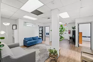 2340 Laredo Ave, Cincinnati, OH 45206 - Photo 8