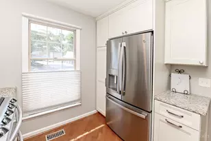 3658 Herschel, Cincinnati, OH 45208 - Photo 8