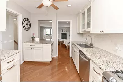 3658 Herschel Avenue, Cincinnati, OH 45208 - Photo 6