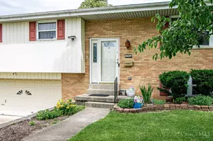 3762 Ridgedale Dr, Green Township, OH 45247 - Photo 8