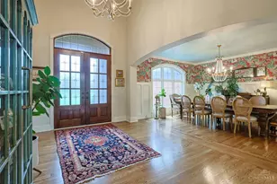 8126 Deer Path Ln, Sycamore Township, OH 45243 - Photo 4