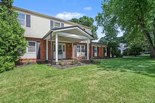 1896 Velma Ct, Anderson Township, OH 45255 - Photo 4