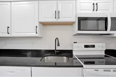 11834 Ashmore Court, Cincinnati, OH 45246 - Photo 18