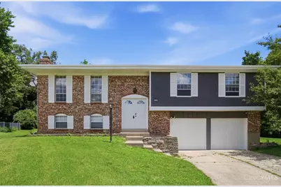 11834 Ashmore Court, Cincinnati, OH 45246 - Photo 2