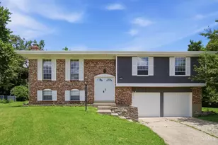11834 Ashmore Ct, Springdale, OH 45246 - Photo 2