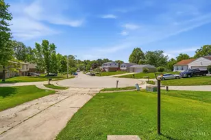 11834 Ashmore Ct, Springdale, OH 45246 - Photo 6