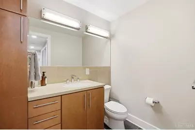 9 Mercer Street, Cincinnati, OH 45202 - Photo 20