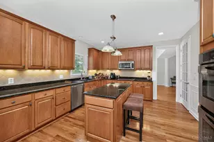 9617 Stonemasters Dr, Symmes Township, OH 45140 - Photo 6