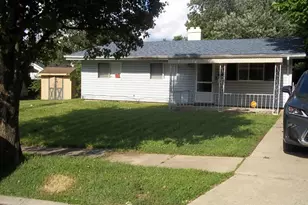 1846 1st Ave, Cincinnati, OH 45205 - Photo 1