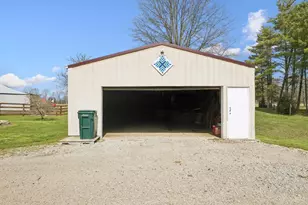 3911 Campbell Rd, Perry Township, OH 45118 - Photo 52