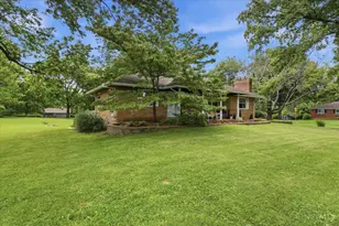 907 Blackburn Dr, Loveland, OH 45140 - Photo 4