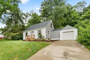 6236 Stewart Rd, Silverton, OH 45227 - Photo 2