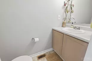 884 Venetian Terrace, Cincinnati, OH 45224 - Photo 14
