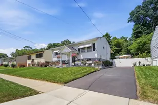 2510 Berthbrook Dr, Colerain Township, OH 45231 - Photo 2