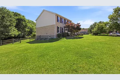 9581 Semaphore Court, West Chester, OH 45069 - Photo 2