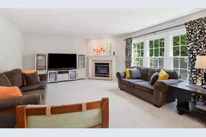 9581 Semaphore Court, West Chester, OH 45069 - Photo 8