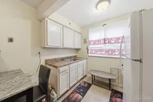 1582 Crest Hill Ave, Cincinnati, OH 45237 - Photo 14