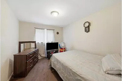 1582 Crest Hill Avenue, Cincinnati, OH 45237 - Photo 16