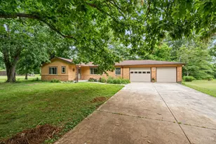 9032 Oak Dr, Loveland, OH 45140 - Photo 1