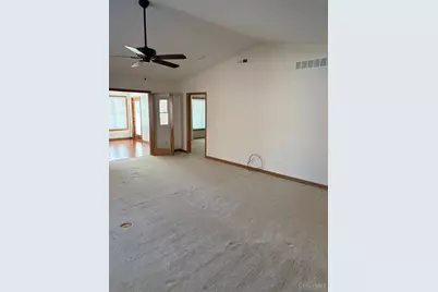 2232 Mossy Grove, Hamilton, OH 45013 - Photo 10
