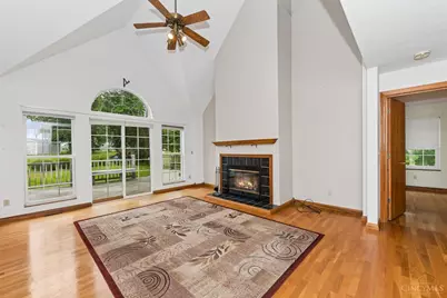 11819 Cloverlick Drive, Clark Township, OH 45106 - Photo 6