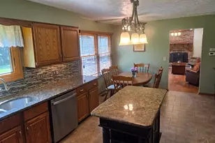5680 Chestnut View Ln, Stonelick Township, OH 45150 - Photo 14