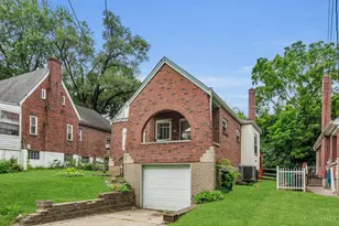 2455 Nova Ave, Cincinnati, OH 45238 - Photo 4