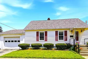 387 Elm St, Wilmington, OH 45177 - Photo 1