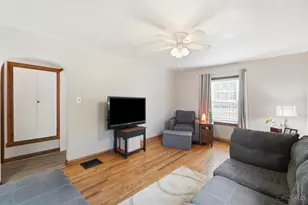 387 Elm St, Wilmington, OH 45177 - Photo 8