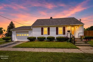 387 Elm St, Wilmington, OH 45177 - Photo 1