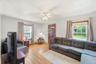 387 Elm St, Wilmington, OH 45177 - Photo 6