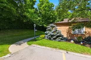 5237 S Eaglesnest Dr, Green Township, OH 45248 - Photo 60