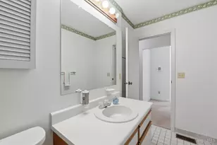 5237 S Eaglesnest Dr, Green Township, OH 45248 - Photo 30