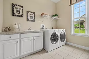 8961 Oakcrest Way, West Chester, OH 45069 - Photo 32