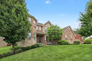 8961 Oakcrest Way, West Chester, OH 45069 - Photo 2