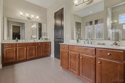 8961 Oakcrest Way, West Chester, OH 45069 - Photo 18