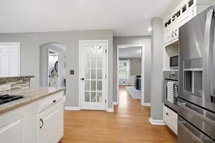 11430 Brattle Ln, Montgomery, OH 45249 - Photo 6