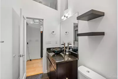 1202 Main Street #1, Cincinnati, OH 45202 - Photo 12