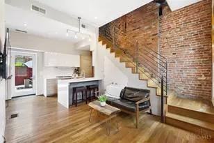 18 W 13th St, Cincinnati, OH 45202 - Photo 2