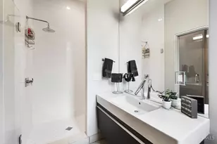 18 W 13th St, Cincinnati, OH 45202 - Photo 14
