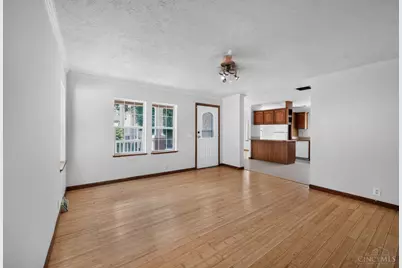 164 W Sixty Sixth Street, Cincinnati, OH 45216 - Photo 8
