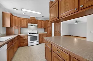 164 W Sixty Sixth St, Cincinnati, OH 45216 - Photo 2
