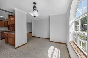 164 W Sixty Sixth St, Cincinnati, OH 45216 - Photo 4