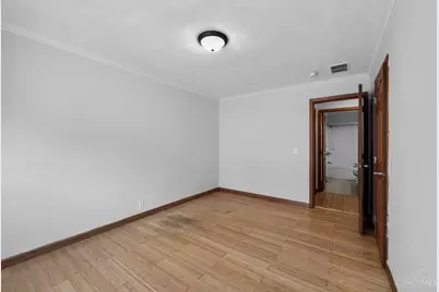 164 W Sixty Sixth Street, Cincinnati, OH 45216 - Photo 18