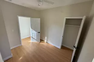 1739 Holloway Ave, Cincinnati, OH 45207 - Photo 8