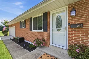205 Parker Dr, Springboro, OH 45066 - Photo 4