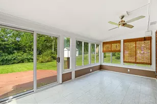 6334 Blueberry Hill Ct, Green Township, OH 45248 - Photo 34