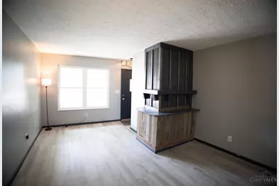 101 Highridge Court, Franklin, OH 45005 - Photo 2