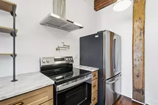 607 Main St, Cincinnati, OH 45202 - Photo 8