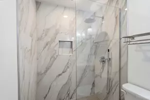 607 Main St, Cincinnati, OH 45202 - Photo 20